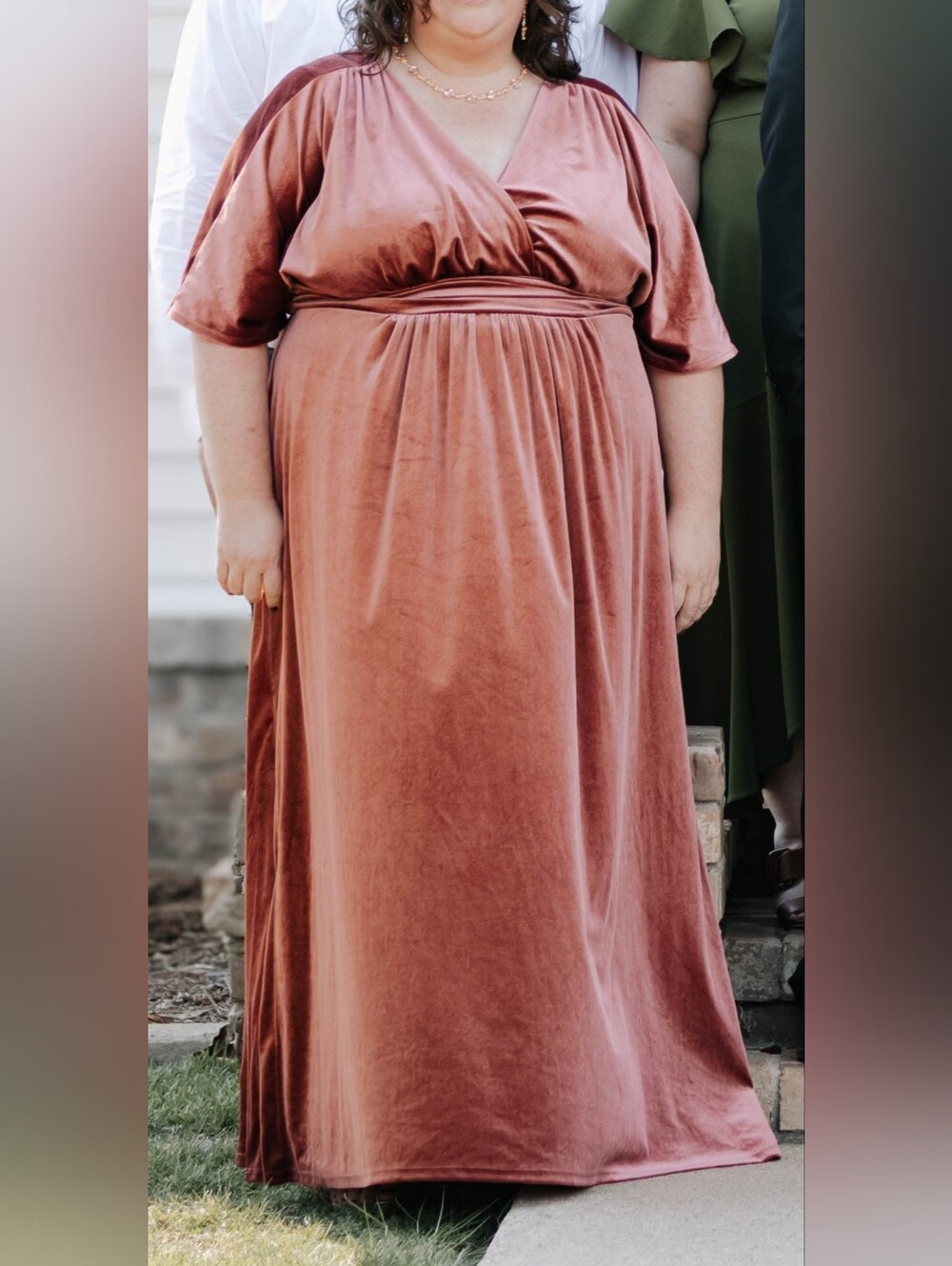 KIYONNA Veronna Short Sleeve V-Neck Stretch Velvet Evening Gown - Burgundy - 3X